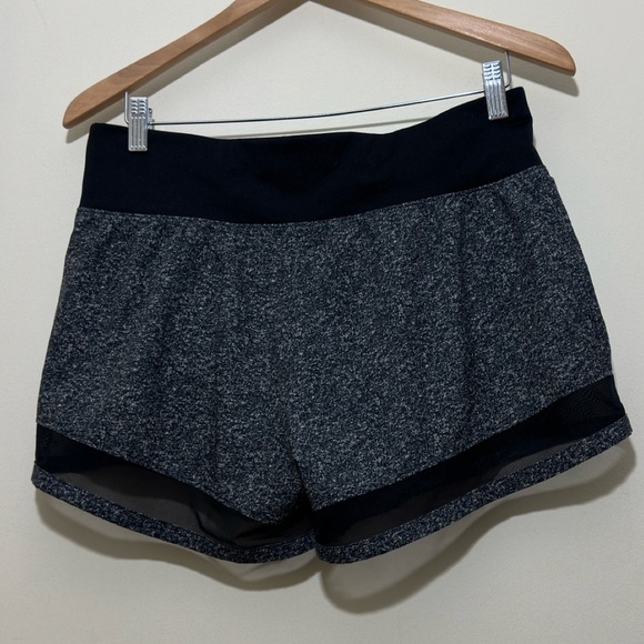 PINK Victoria secret Women's Athleltic black and Gray Pull On shorts size M - Picture 3 of 6